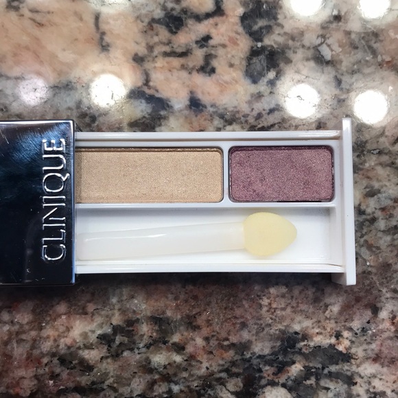 Clinique duo color 16 beach plum - Picture 1 of 3